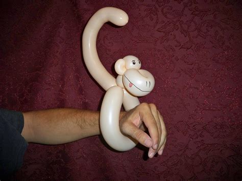 ONE BALLOON MONKEY BALLOON BRACELET - Balloon Animal