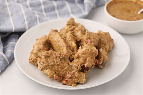 Copycat Buffalo Wild Wings Thai Curry Wings - Kitchen Divas