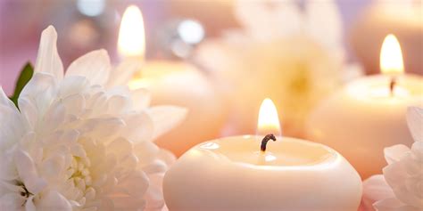 The Big Problem With Scented Candles | HuffPost