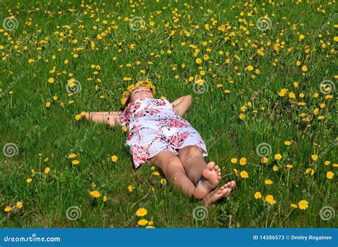 Beautiful Girl Lying Down of Grass Stock Image - Image of caucasian, relaxing: 14386573