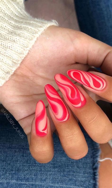 140 Interesting Swirl Nail Art – Body Art Guru