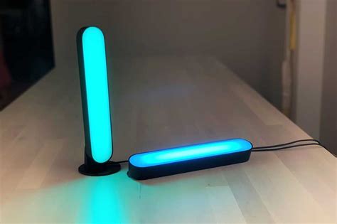 Philips Hue Play review: This versatile bias lighting kit syncs with your PC | TechHive