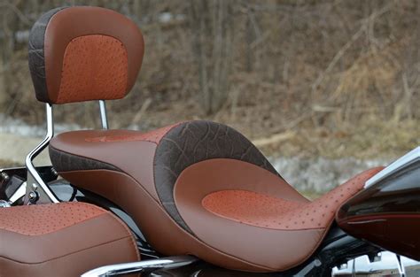 Pin on Diversos | Bike leathers, Motorcycle leather, Motorcycle seats