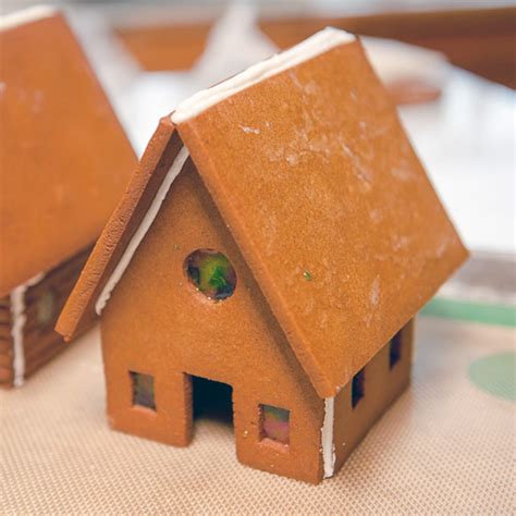 Simple Gingerbread House Recipe And Template | Deporecipe.co