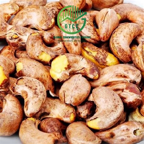 Roasted cashew kernels - Global Commodities