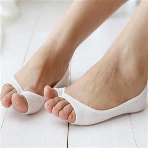 9 Latest and Best Invisible Socks In India | Styles At Life