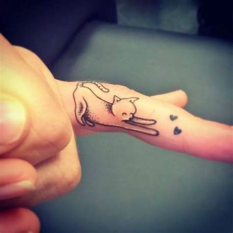 18+ Cat Tattoo Finger - NewtonErna