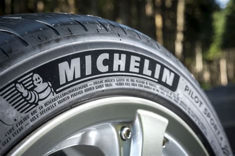 Michelin Pilot Sport 4 wins Auto Express tyre test - Tyrepress