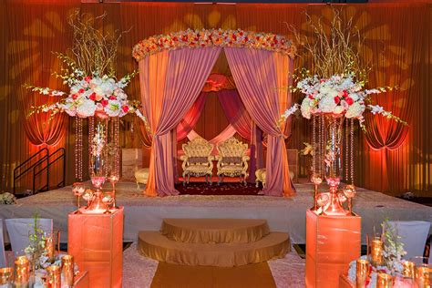 9 Stunning Décor Ideas For Your Wedding Reception Oyo Hotels Travel Blog