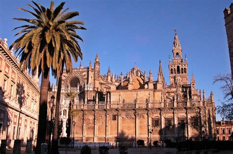 Catedral de Sevilla - Not Just a Tourist