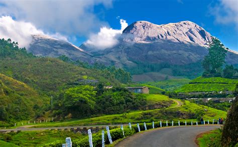 File:Munnar hillstation kerala.jpg - Wikipedia