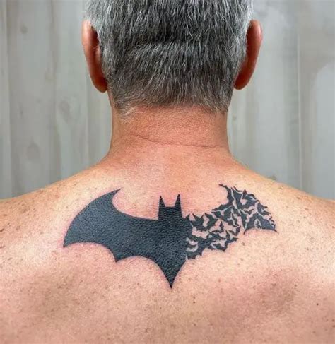 Arriba 63+ imagen batman symbol tattoo - Abzlocal.mx