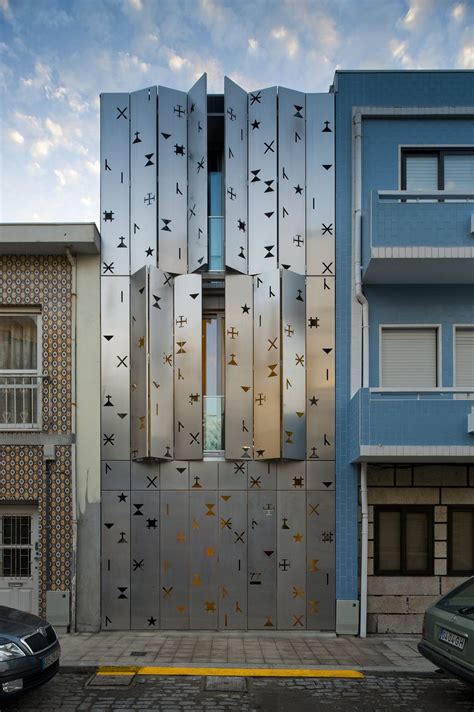 35 Cool Building Facades Featuring Unconventional Design Strategies