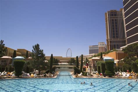 Wynn vs Encore Las Vegas, Which to Choose and Which is Better?