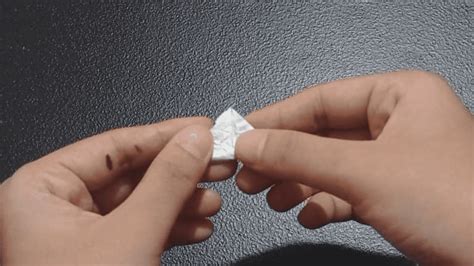 How to Make Easy Gum Wrapper Origami: Easy Gum Wrapper Origami Instructions