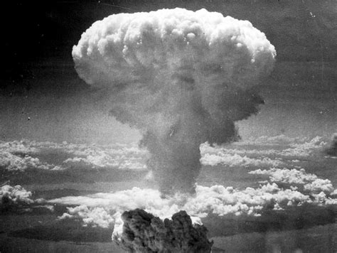 Counterpoint: U.S. Should Apologize for Bombing Hiroshima and Nagasaki ...