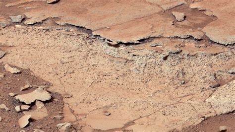 Traveling the Surface of Mars Photos - ABC News