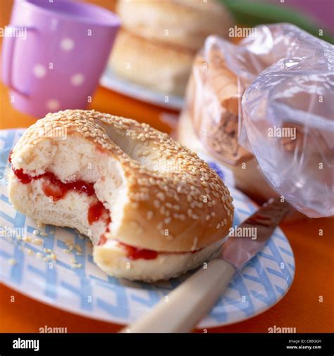 sesame seed bagel Stock Photo - Alamy