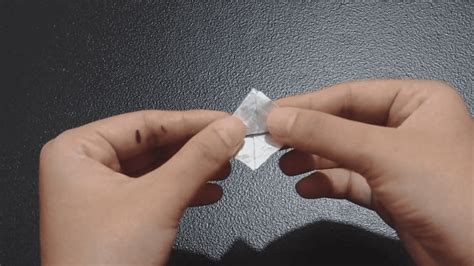 How to Make Easy Gum Wrapper Origami: Easy Gum Wrapper Origami Instructions