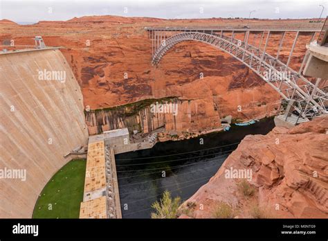 The Glen Canyon Dam, Glen Canyon Dam Bridge and Lake Powell near Page, Arizona Stock Photo - Alamy