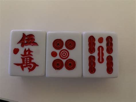 Riichi Mahjong Tiles in "full size"? And also unique backs of tiles (feminine/colourful?) : r ...