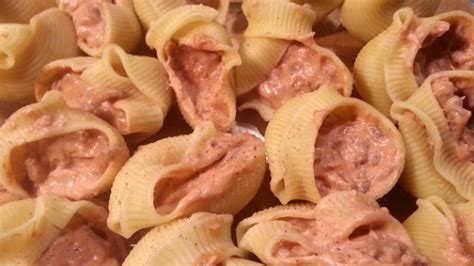 Stuffed Lumaconi (Lumache) snail shell pasta – The Pasta Project