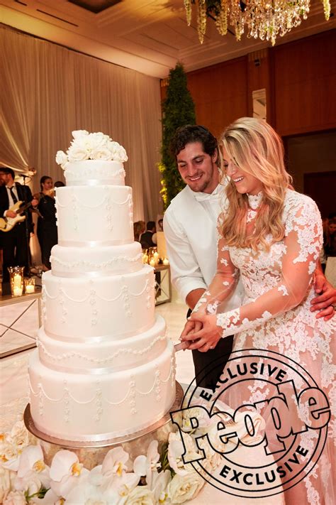 Green Bay Packers' Danny Vitale Marries Caley Chelios in 'Magical ...