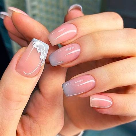 Get a Fresh Look for Your Nails with These Ombre Nail Colors in 2021 - Click Here for Inspiration!