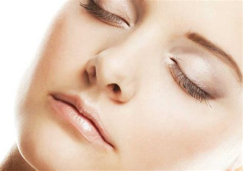 Drooping / Sagging Eyelid Surgery - The Eyelid Institute