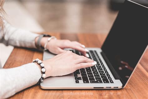 young-woman-working-typing-on-her-laptop_free_stock_photos_picjumbo_HNCK2983-2210x1474-1 - Media ...