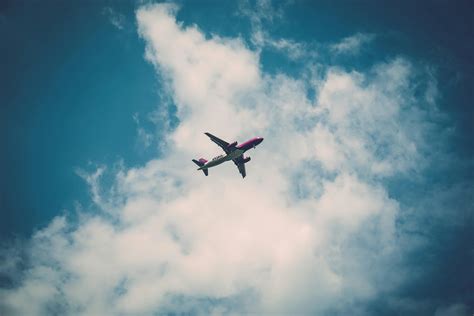 500+ Engaging Airplane Photos · Pexels · Free Stock Photos