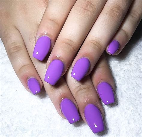 Simple purple nails - rytedeluxe