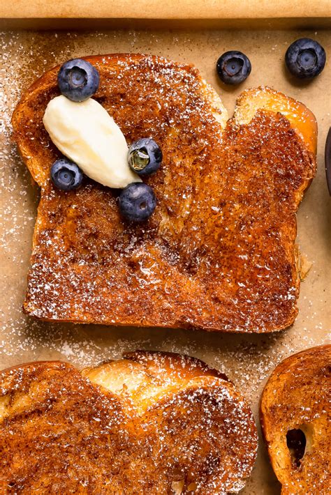 Cinnamon Sugar Toast (2 Amazing Ways!) - No Spoon Necessary