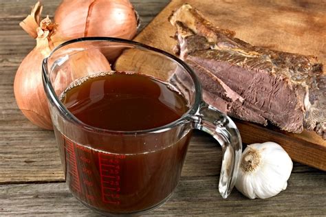 6 Best Beef Broth Substitutes for Cooking (Updated 2024)