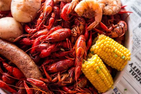 Houston's 10 Best Crawfish Restaurants | Crawfish, Louisiana seafood, Seafood online