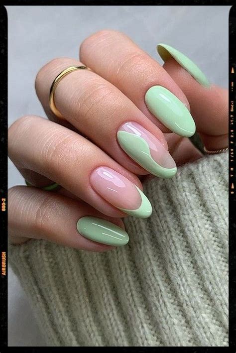 Pastel Green Nails | Дизайнерские ногти, Круглые ногти, Гелевые ногти