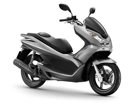 Honda PCX 125 Price, Specs, Review, Pics & Mileage in India