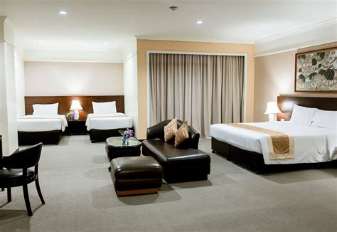 Superior Family Room | Royal River Hotel Bangkok