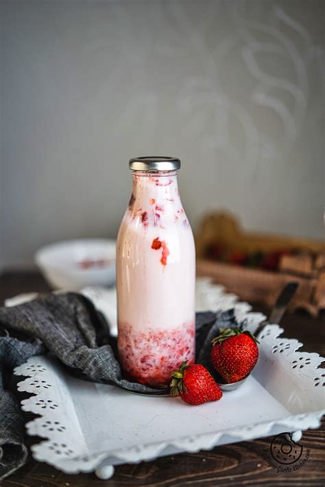 Fresh Homemade Korean Strawberry Milk Recipe (How to Make It) | My Ginger Garlic Kitchen