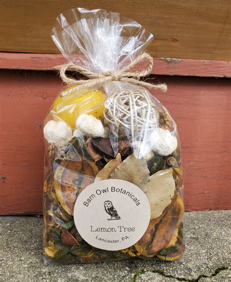 Lemon Tree Potpourri - Barn Owl Botanicals