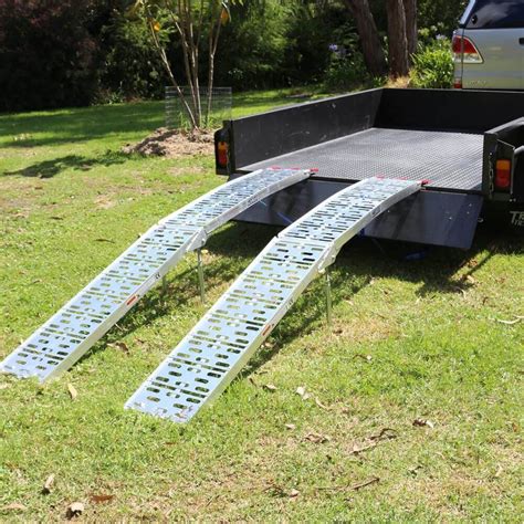 Heeve 2.3m x 900kg Aluminium Curved Folding Ramps + Support Legs, Pair | Lawn mower trailer ...