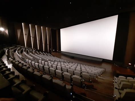 Ayala Malls Manila Bay unveils a 427-seater cinema - Out of Town Blog