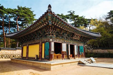 Bulguksa Temple Korean Traditional Architecture in Gyeongju Stock Photo - Image of korean, silla ...