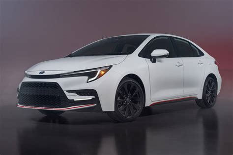 Toyota Corolla Hybrid Saloon | tunersread.com