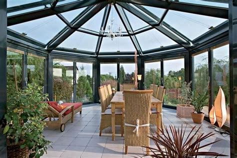 Beautiful Glass Sunroom Designs, Perfect Additions to Modern Houses | Glass sunroom, Sunroom ...