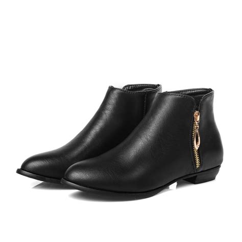 Best Black Ankle Boots with Low Heel for Women