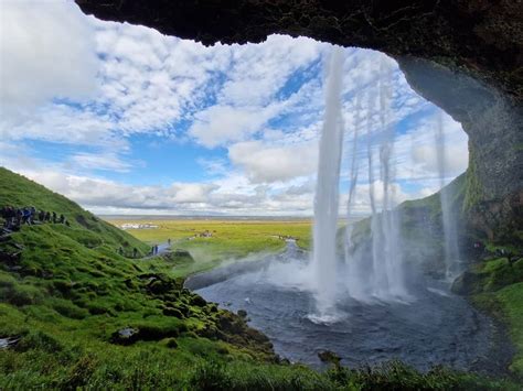 7 Best Waterfalls in Iceland - Travel Passionate