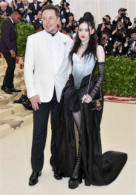 Elon Musk and Grimes Welcome First Child Together | PEOPLE.com