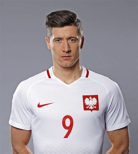 robert lewandowski - Yessenia Barnhart