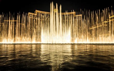 World Famous Fountain Water Show in Las Vegas Nevada Editorial Stock Photo - Image of gambling ...